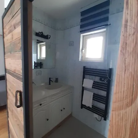 Le Petit De La Gare *